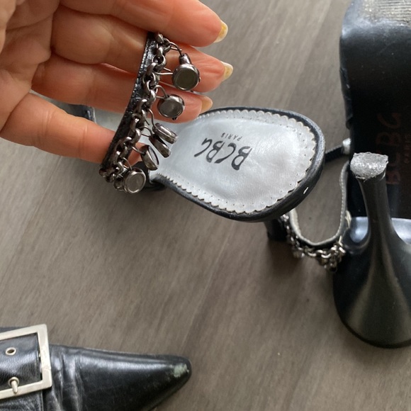 BCBG Pumps, black heel shoes - Picture 6 of 6